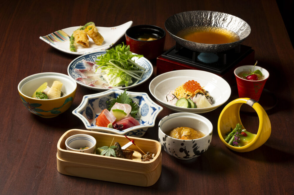 懐石料理・食事｜明治の森 箕面 音羽山荘